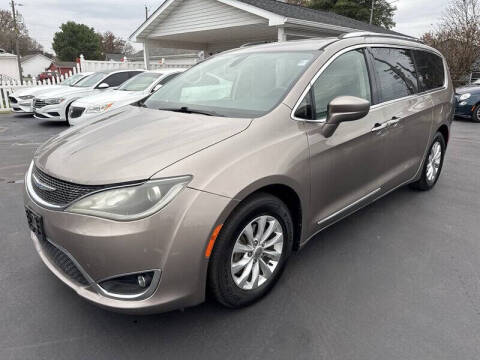 2018 Chrysler Pacifica Touring L