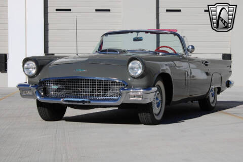 1957 Ford Thunderbird