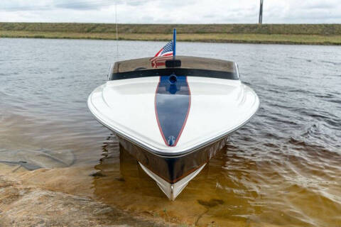 1986 Donzi Marine Minx 20'