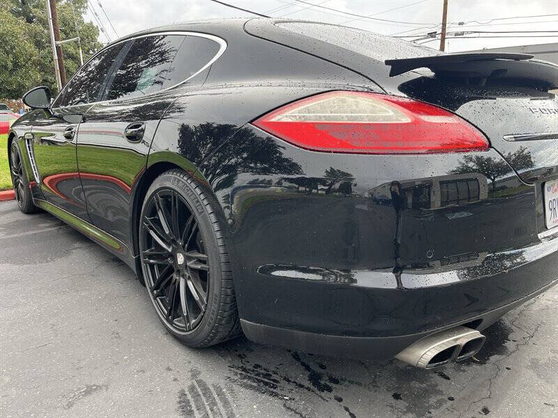 2011 Porsche Panamera Turbo