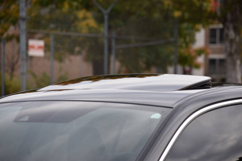 2017 Honda Accord EX-L V6 w/Navi w/Honda Sensing