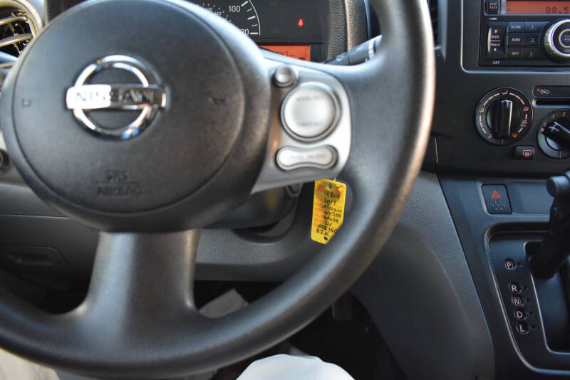 2017 Nissan NV200 SV