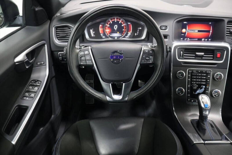 2018 Volvo V60 T6 Polestar