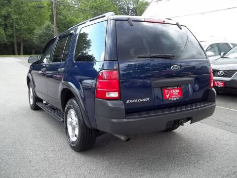 2004 Ford Explorer XLS
