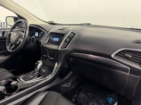 2016 Ford Edge Sport