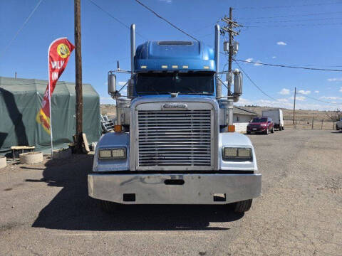 2001 Freightliner Conventional XL