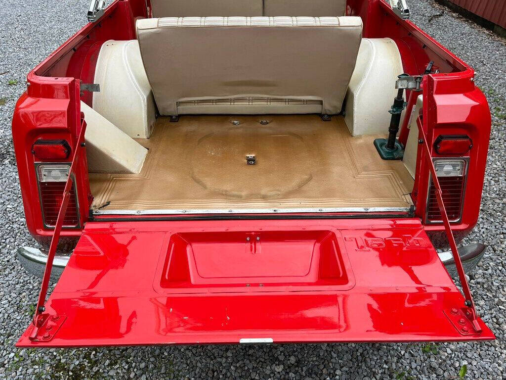 1972 Jeep COMMANDO 30