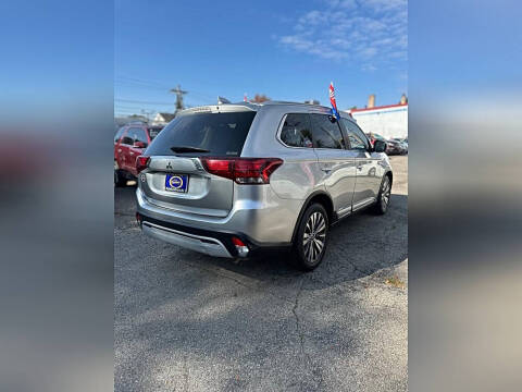 2020 Mitsubishi Outlander