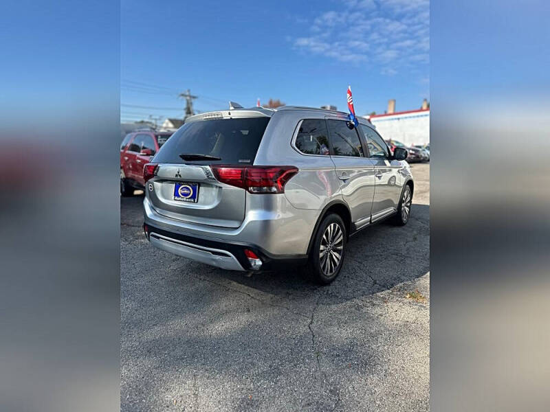2020 Mitsubishi Outlander
