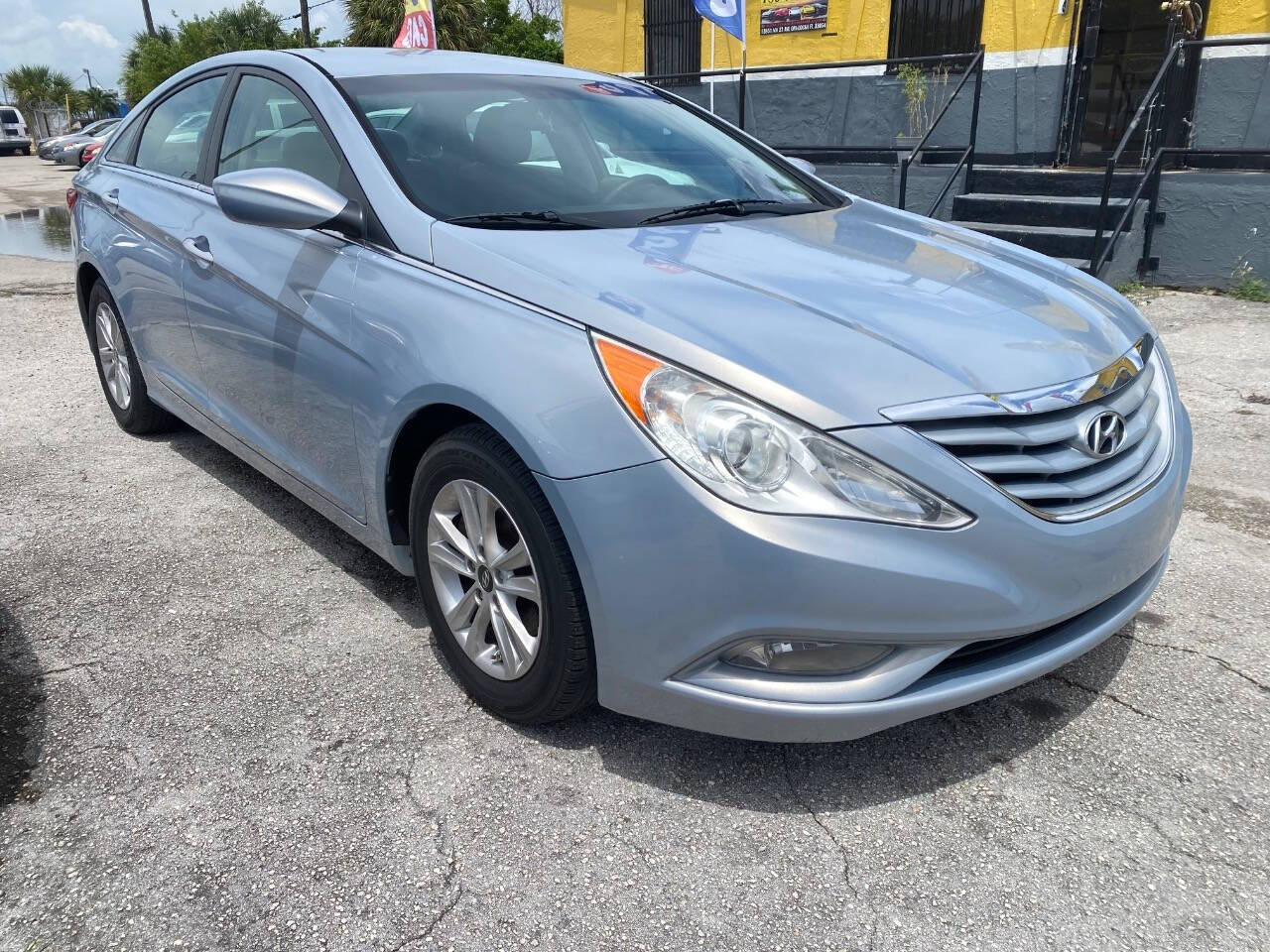 2013 Hyundai SONATA for sale at 33 Auto Sales Miami in Miami, FL