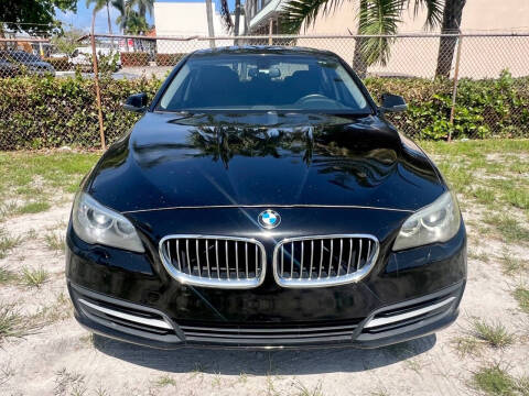 2016 BMW 5 Series 528i