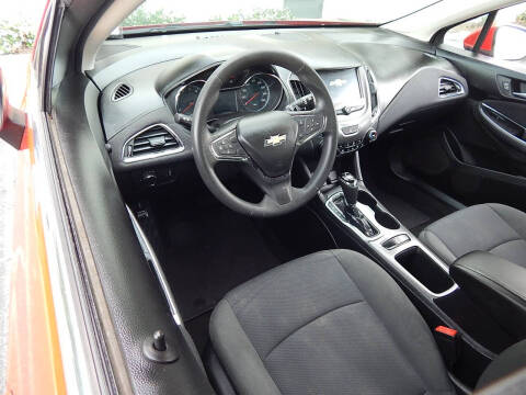2017 Chevrolet Cruze LT Auto