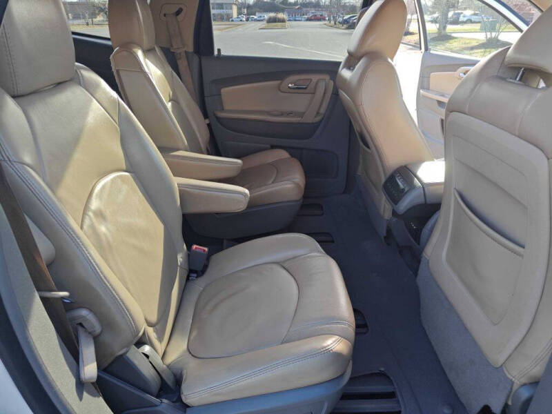 2012 Chevrolet Traverse LT