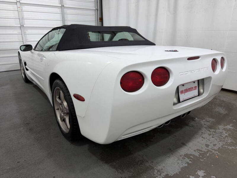 2004 Chevrolet Corvette