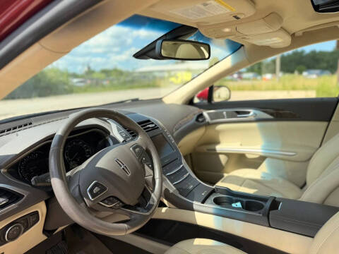 2014 Lincoln MKZ