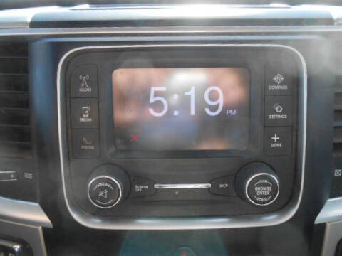 2015 RAM 1500 SLT