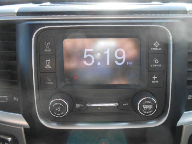 2015 RAM 1500 SLT