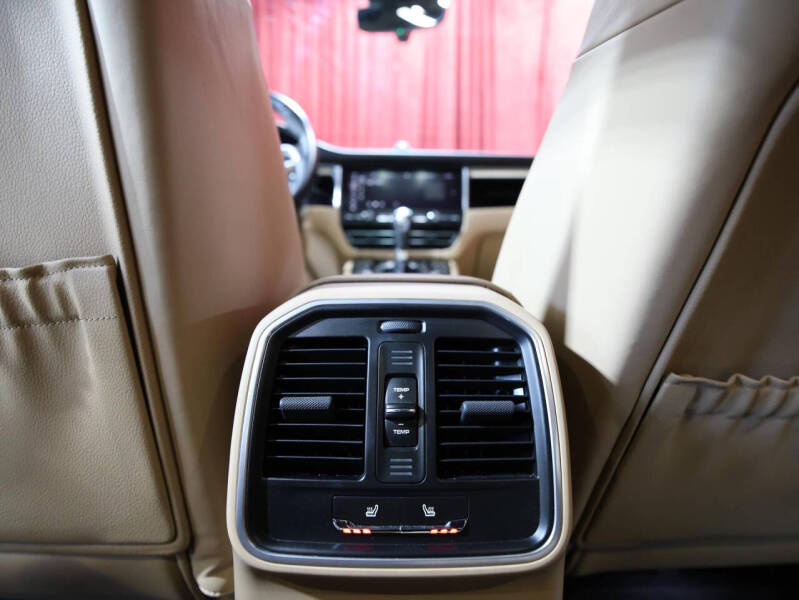 2019 Porsche Macan