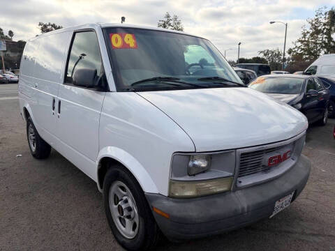 2004 GMC Safari