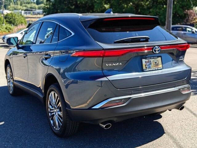 2021 Toyota Venza XLE