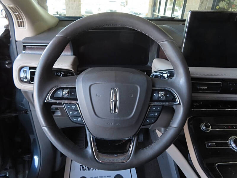 2022 Lincoln Nautilus Reserve