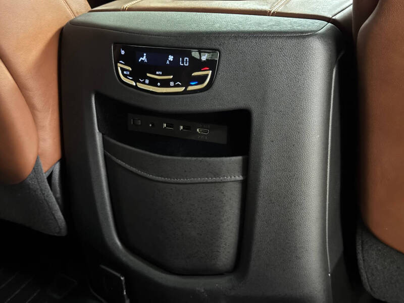 2020 Cadillac Escalade Premium Luxury