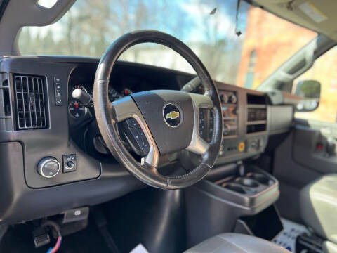 2016 Chevrolet Express 2500