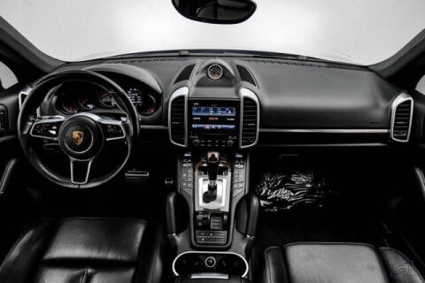 2017 Porsche Cayenne S