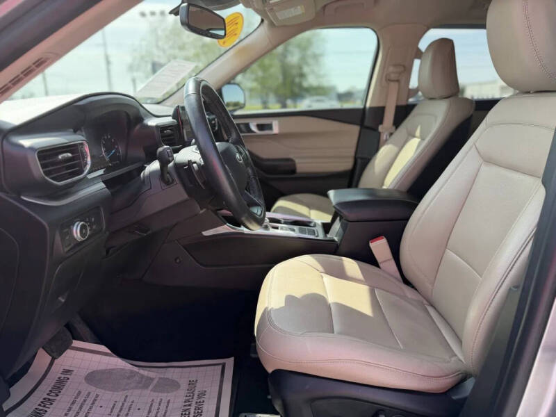 2020 Ford Explorer XLT