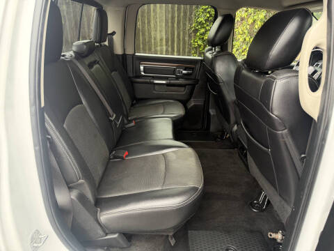 2017 RAM 1500 Laramie