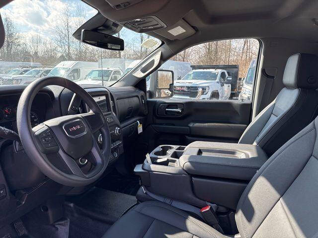 2025 GMC Sierra 3500HD CC