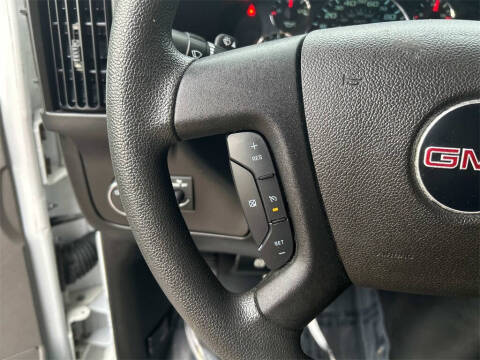 2023 GMC Savana 2500