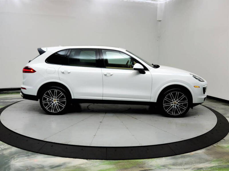 2017 Porsche Cayenne