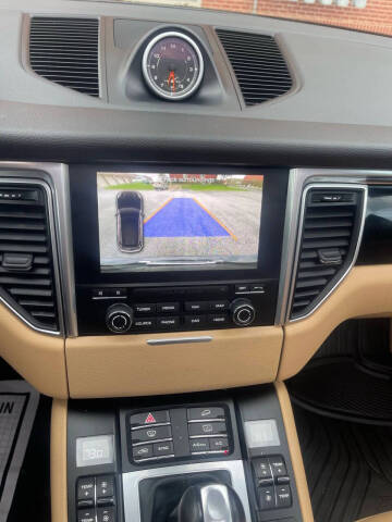 2017 Porsche Macan S