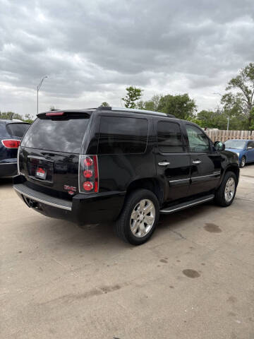 2007 GMC Yukon Denali