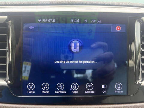 2017 Chrysler Pacifica Touring-L