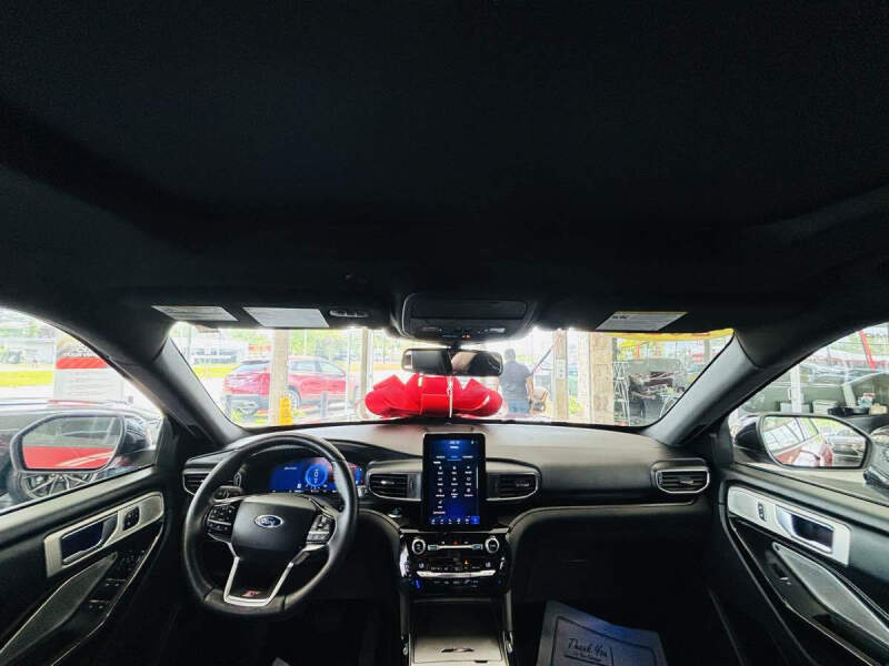 2021 Ford Explorer ST
