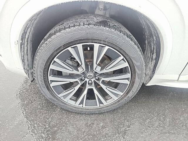 2022 Volvo XC90 T5 Momentum