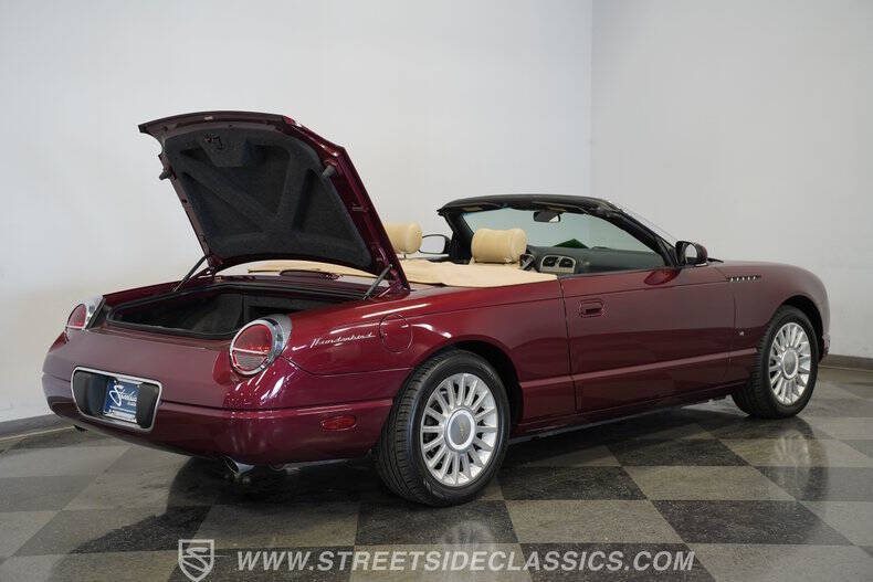 2004 Ford Thunderbird Deluxe
