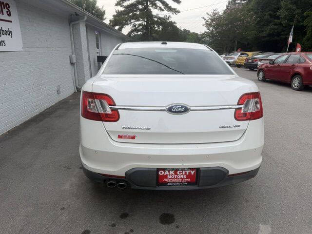 2010 Ford Taurus SEL