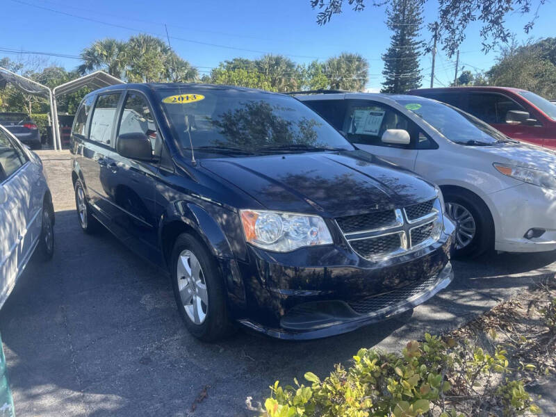 2013 Dodge Grand Caravan SE's photo