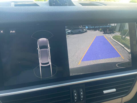 2019 Porsche Cayenne E-Hybrid