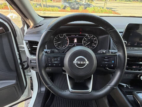2022 Nissan Rogue SV