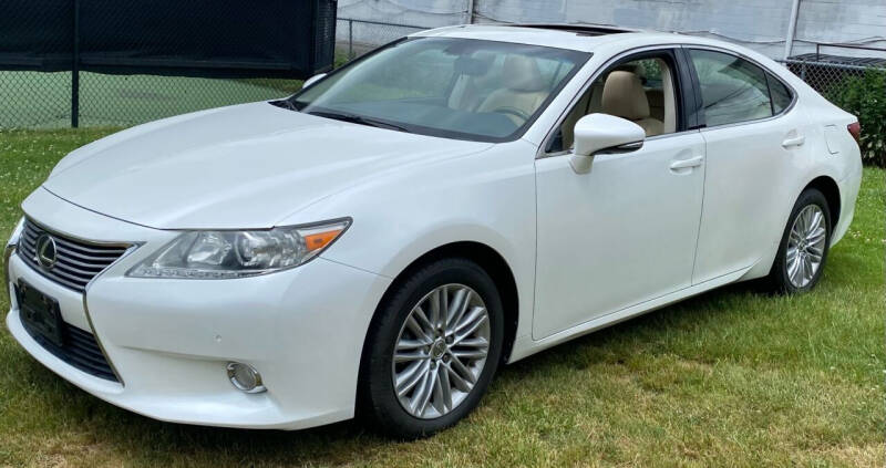 2013 Lexus ES 350 for sale at Autoworks of Devon in Milford CT