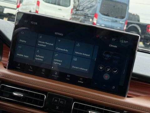 2022 Lincoln Nautilus Reserve