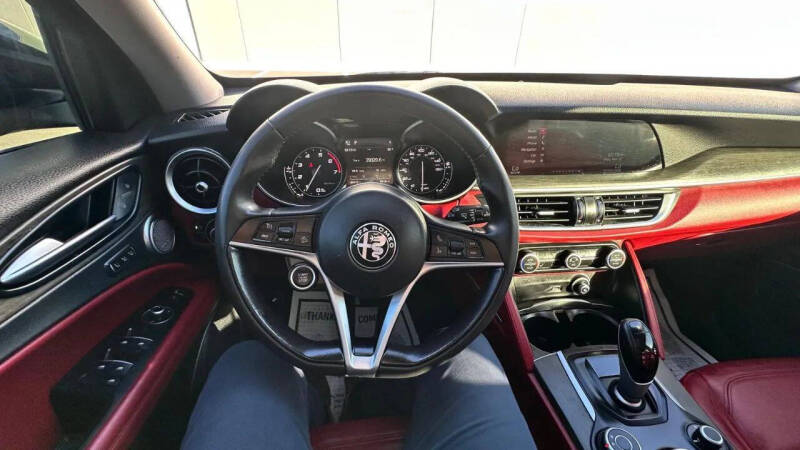 2018 Alfa Romeo Stelvio Ti