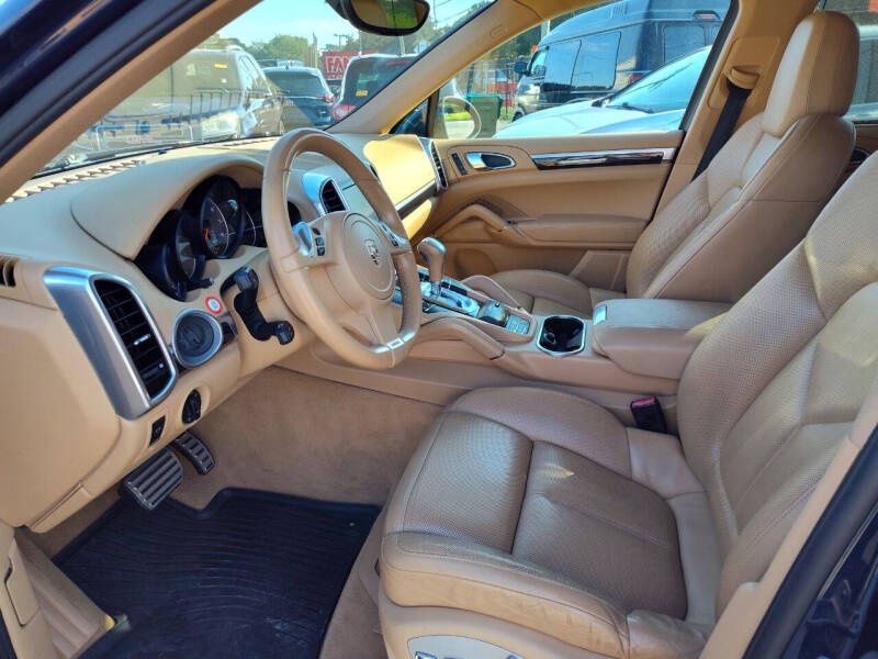 2011 Porsche Cayenne S Hybrid