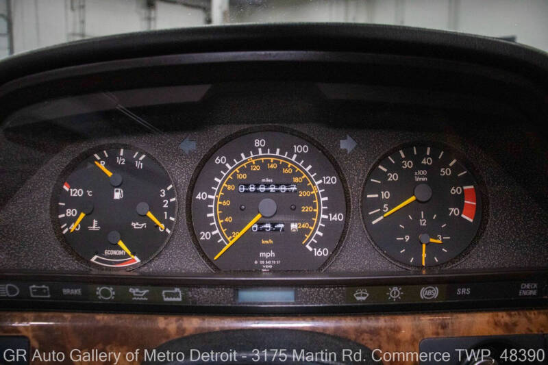 1991 Mercedes-Benz 560-Class 560 SEL