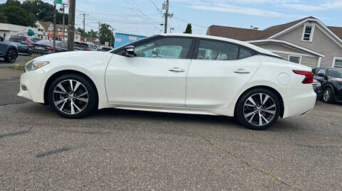 2016 Nissan Maxima