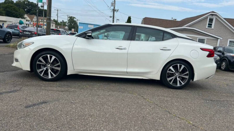 2016 Nissan Maxima